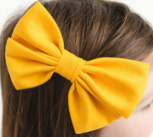 Load image into Gallery viewer, Weather Warriors Yellow Bamboo Alligator Clip Bows
