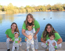 Load image into Gallery viewer, Pond Pals Women&#39;s Short Sleeve Pjs
